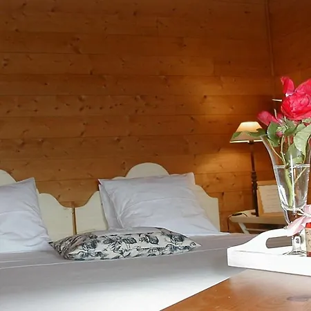 La Comboursière Couette-café Thélis-la-Combe
