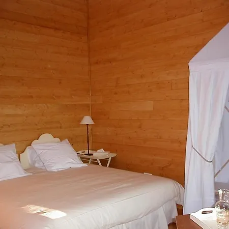 Couette-café La Comboursière 3*